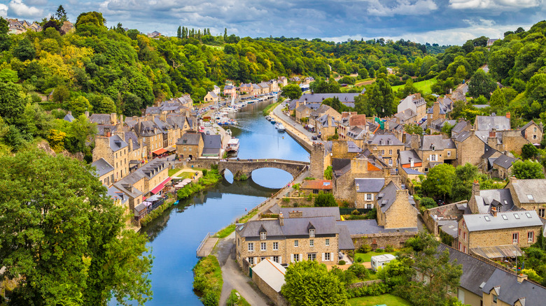 Overlooking the town of Dinan
