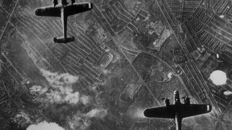 german bombers over london during the blitz