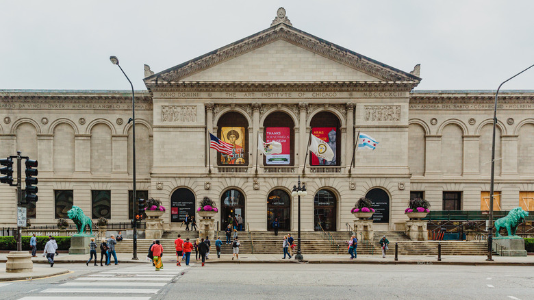 art institute of chicago main entrance