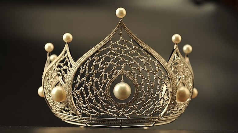 Miss Russia crown
