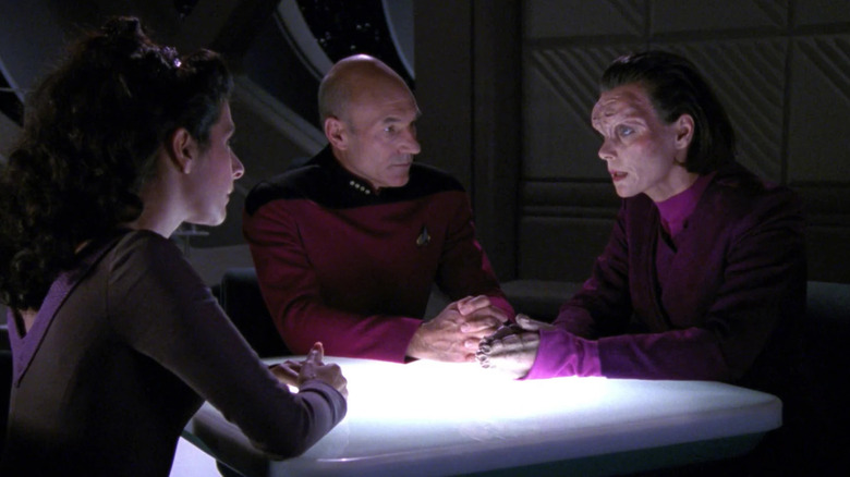 Screenshot from Star Trek: The Next Generation episode First Contact