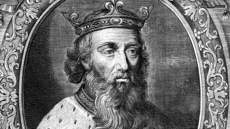 Henry I wearing crown