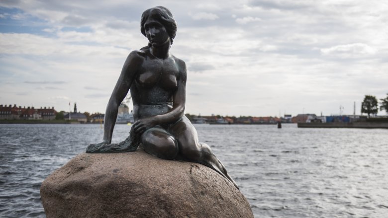 Copenhagen Little Mermaid statue