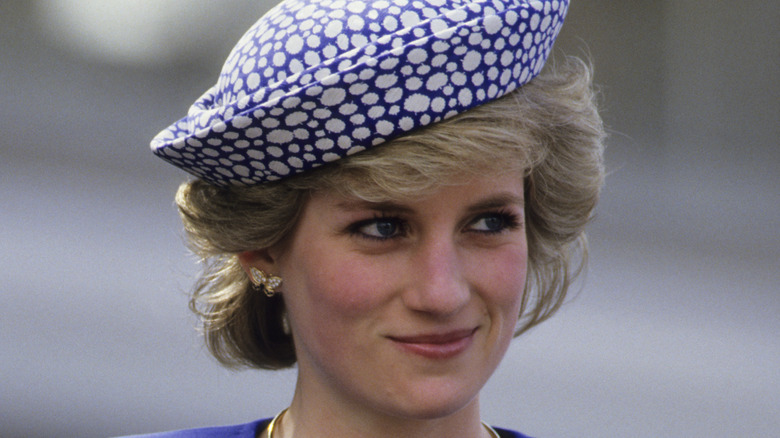 Princess Diana blue dress and hat