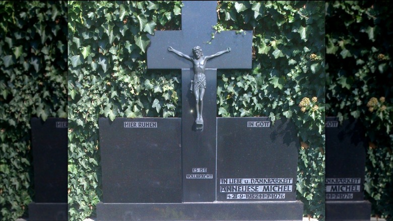 Anneliese Michel gravestone