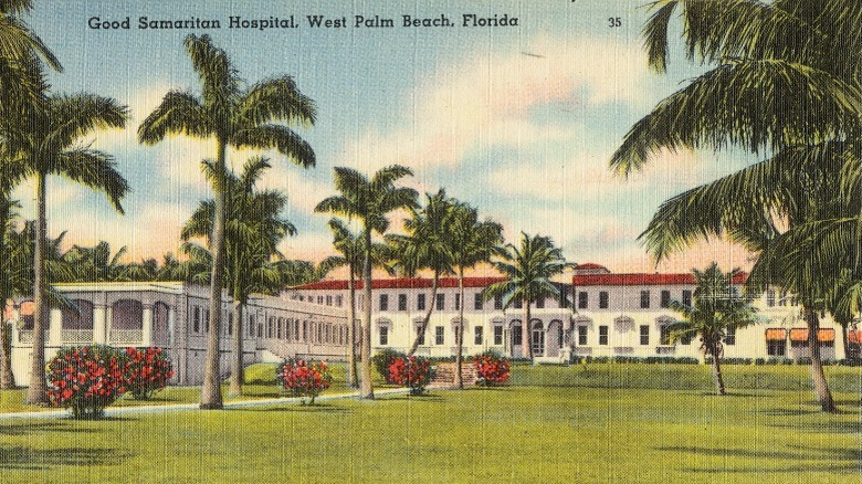 Postcard of Good Samaritan Hospital, West palm Beach, Florida c. 1930 - 1945