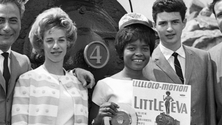Carole King, Little Eva, Gerry Goffin with train