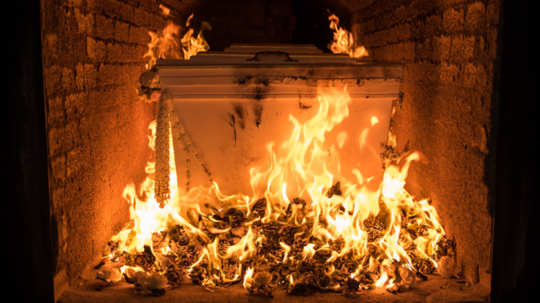 casket burning during cremation