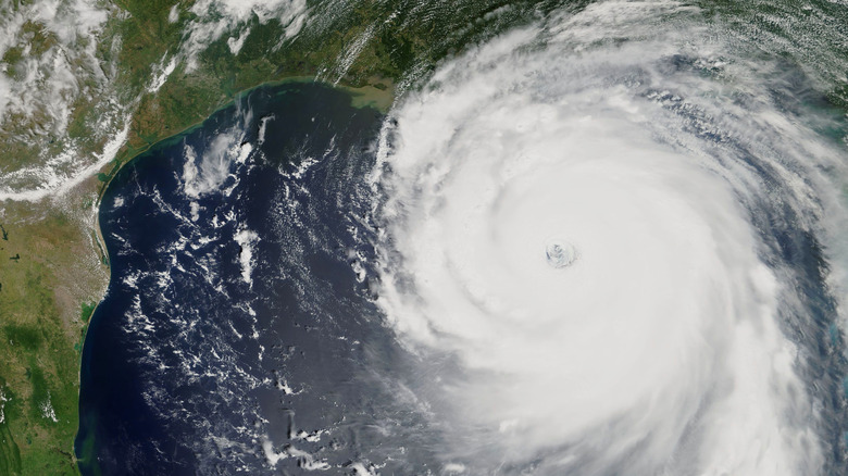Hurricane Katrina headed for the US