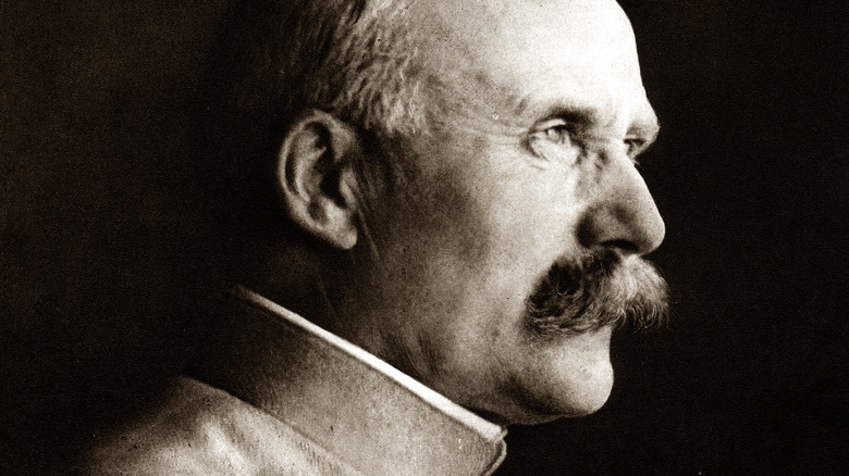 Henri-Philippe Pétain portrait with moustache