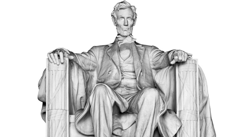 Abraham Lincoln statues with fasces