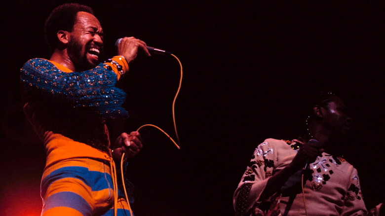 Maurice White performing