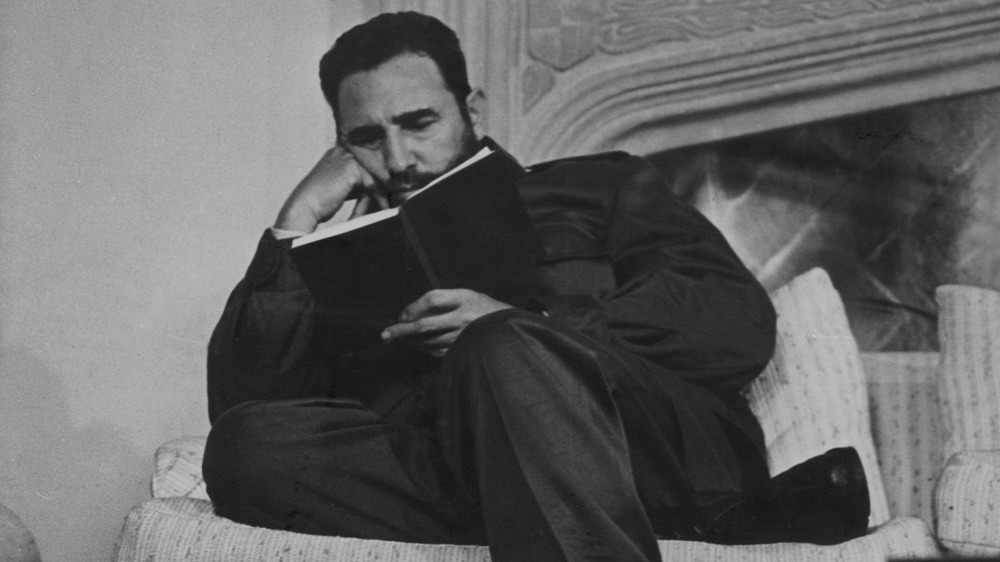 Fidel Castro reading, 1959