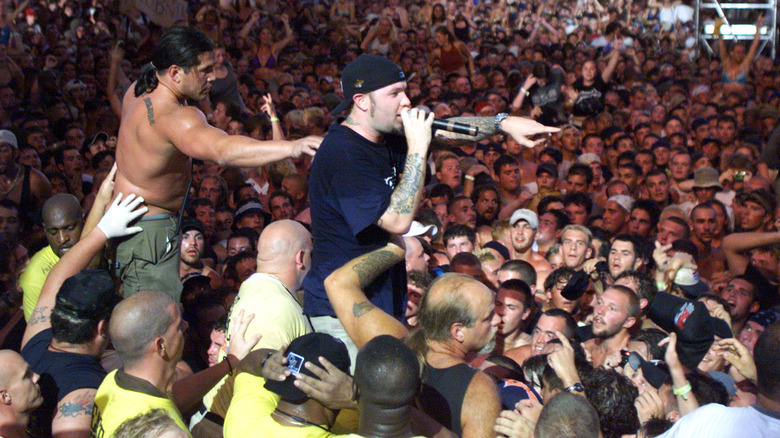 Fred Durst performing at Woodstock 99