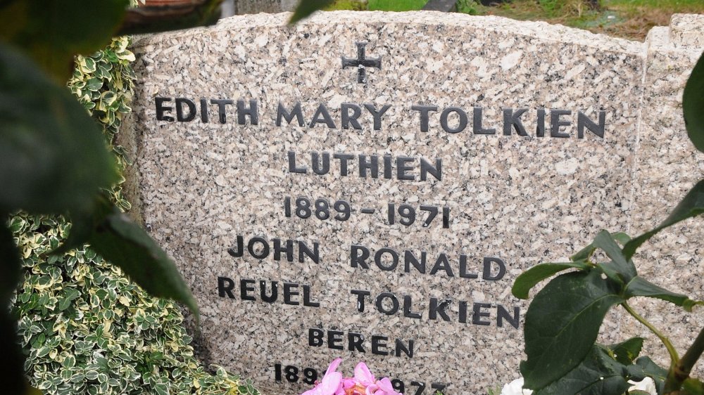 grave stone, J.R.R. Tolkien, Lord of the Rings, Hobbit