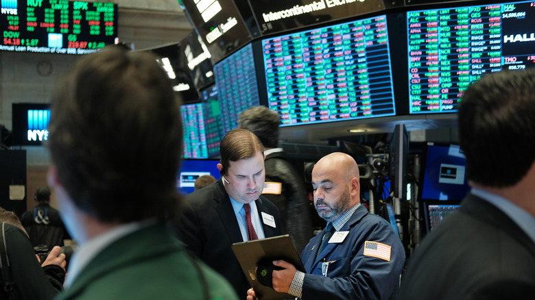 stock traders on the floor in New York