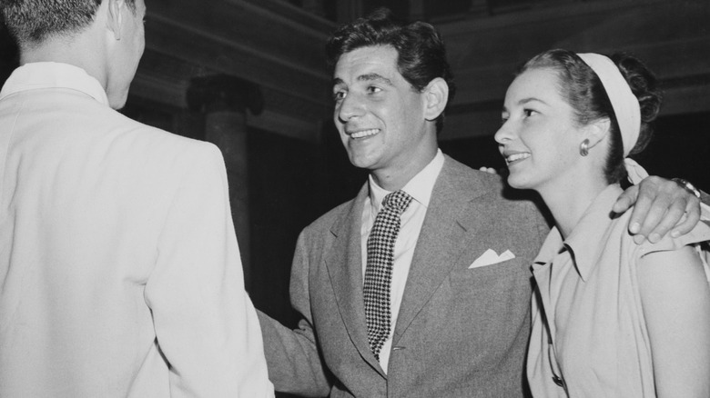 Leonard Bernstein and Felicia Montealegre talking in 1946