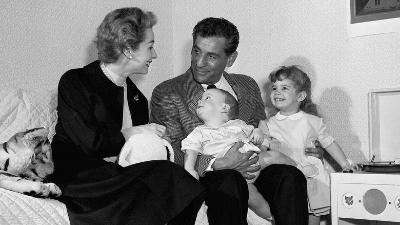 Leonard Bernstein, Felicia Montealegre, and their children