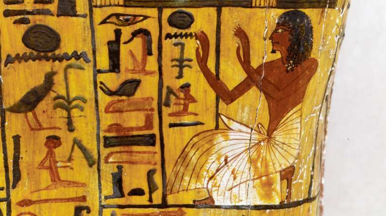 Painted coffin lid "Khonsu" in hieroglyphs