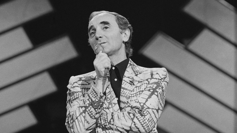 Charles Aznavour live 1975