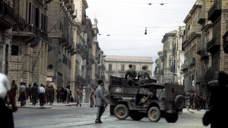 Allied forces in Palermo middle of street