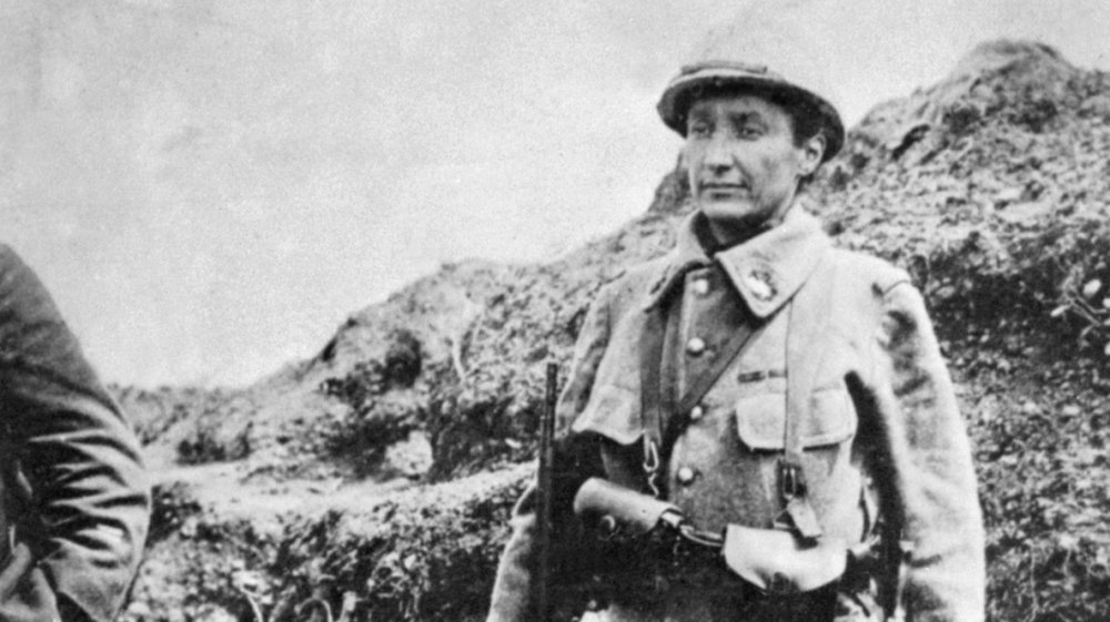 Marie Marvingt in military costume