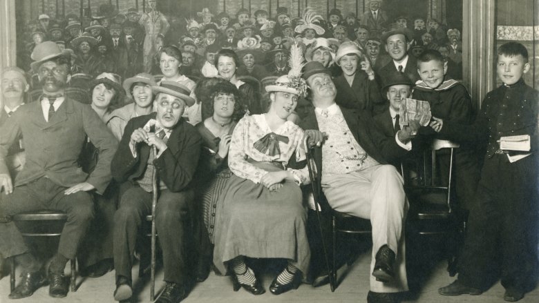 victorian theater audience