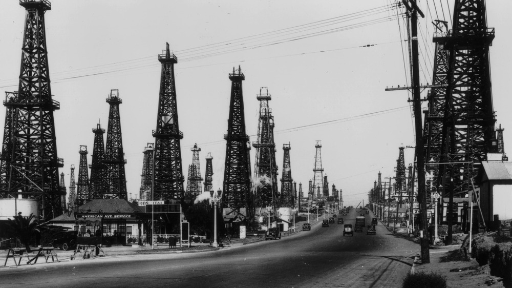 Towers of 1930s LA Power