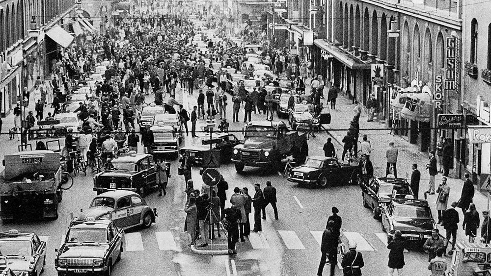 Switching the roads in Stockholm, 1967