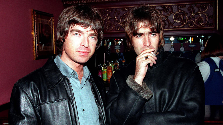 Noel and Liam Gallagher posing