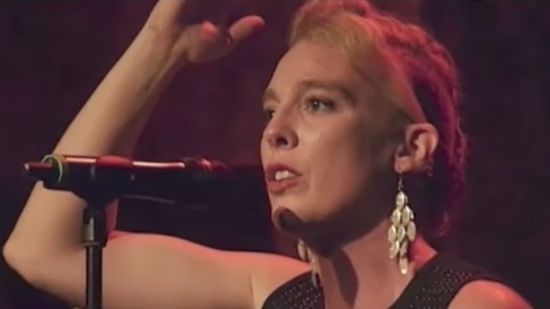 Barbara Weldens mic earrings singing on stage
