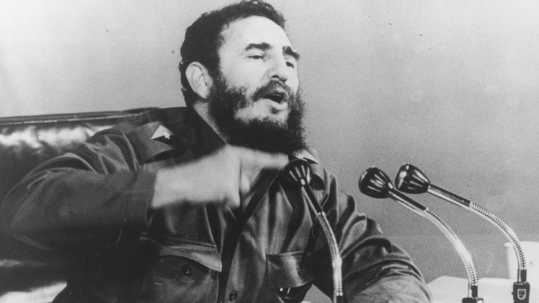 Fidel Castro speaking press conference