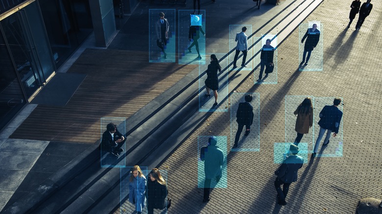 Pedestrians analyzed by AI