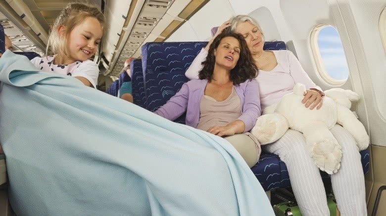 airplane blankets pillows