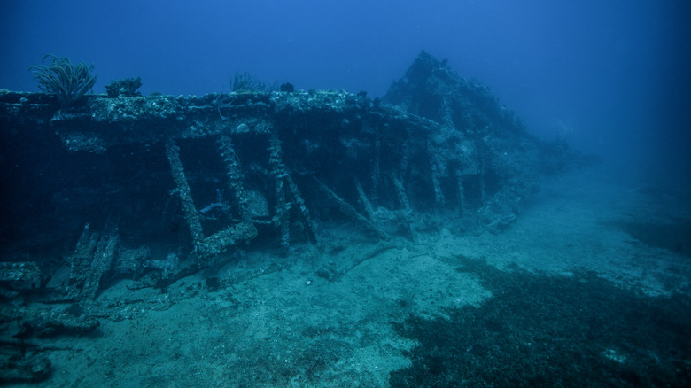 The RMS Rhone shipwreck underwater