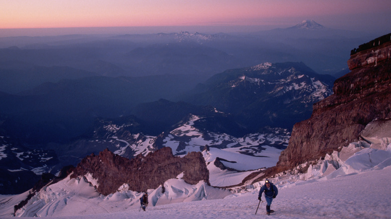 mountain climbers on snowy Mount Rainier