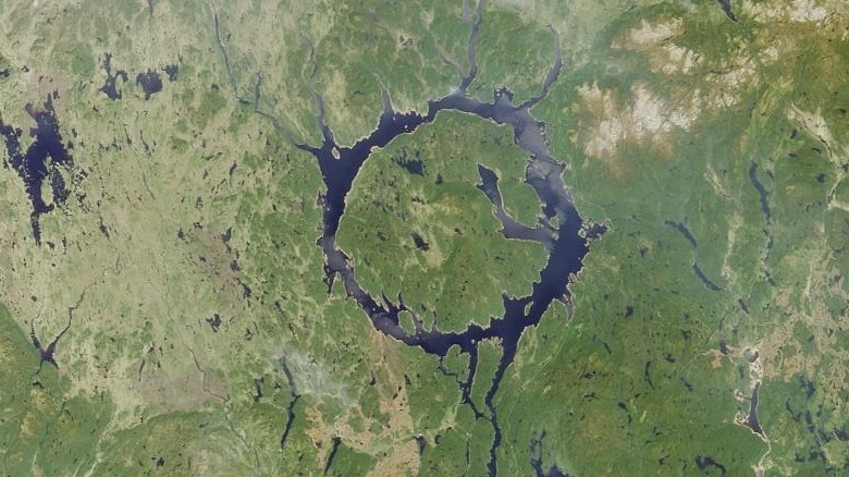 Satellite image of Manicouagan crater ringed lake