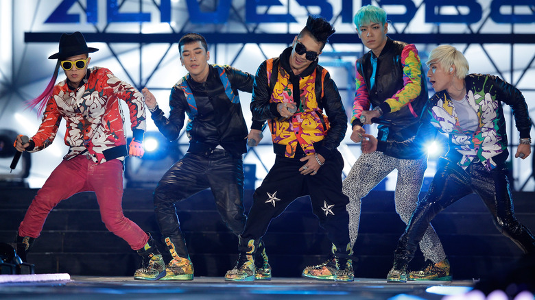 Big Bang performing in 2012