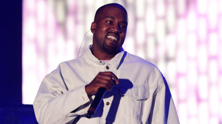 Kanye West performs at Coachella 2016