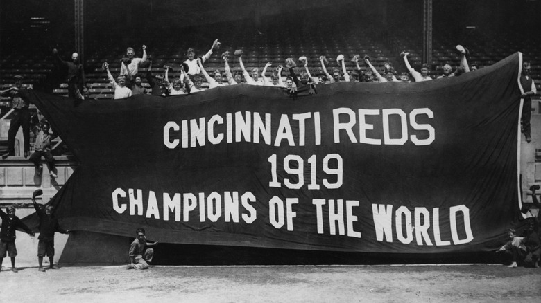 Cincinnati Reds 1919 championship banner