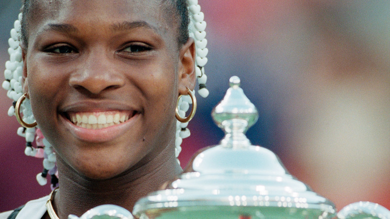 Serena with 1999 U.S. Open trophy