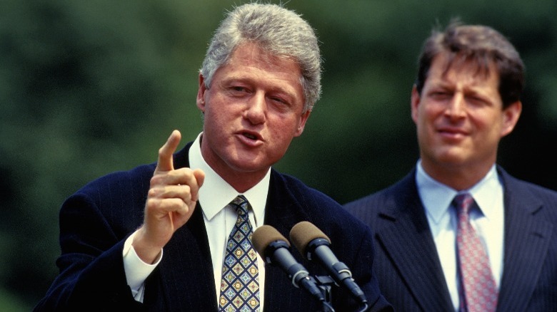 Bill Clinton pointing his finger