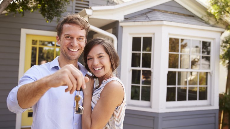 happy homeowners keys