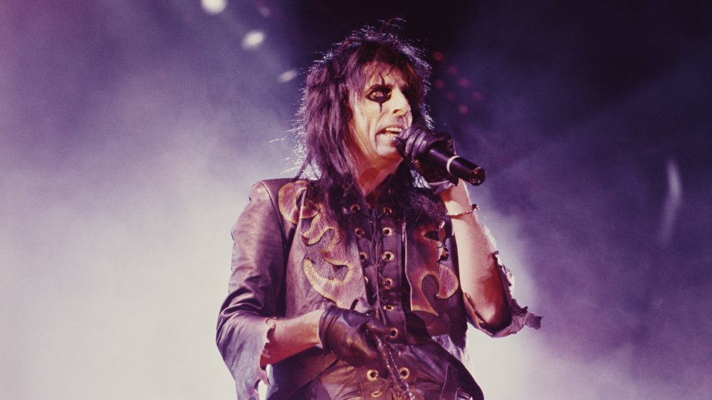 Alice Cooper on stage in 1986