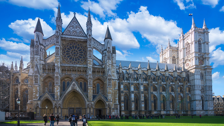 Photo of Westminster Abbey exterior