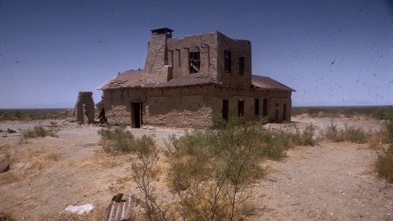 Abandoned building in Tularosa Basin