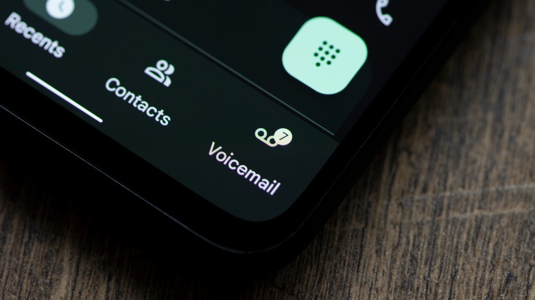 Voicemail icon on a cell phone