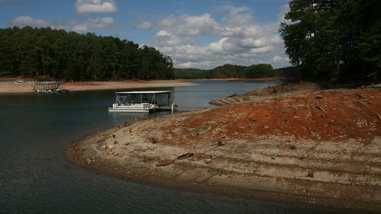 lake lanier during drought