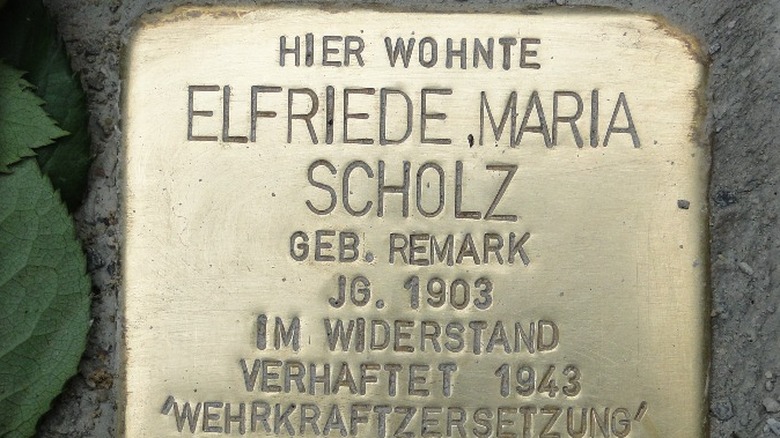 Elfriede Scholz headstone 