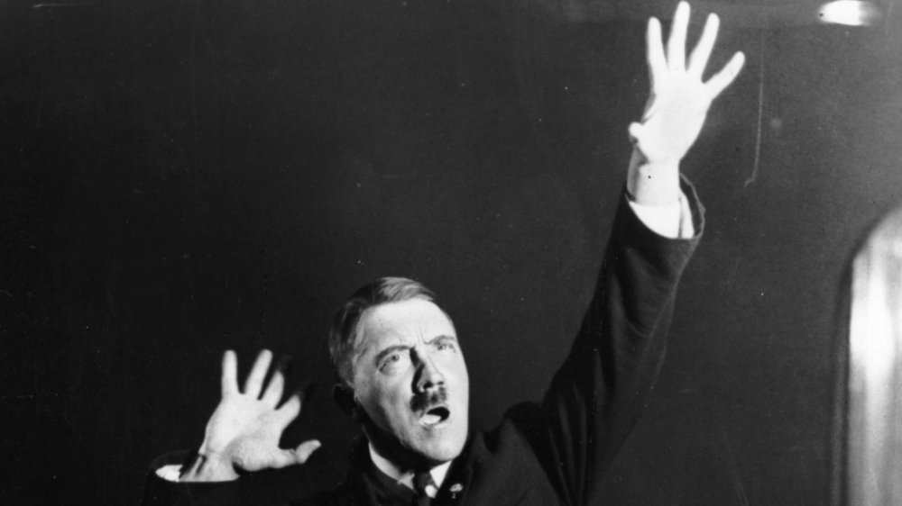 Hitler performing his one man show
